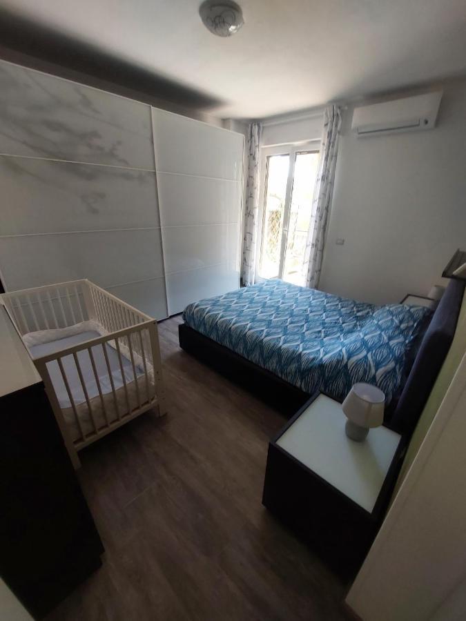 Apartamento Casa Laura Ventimiglia Exterior foto