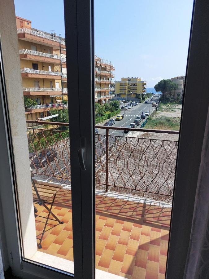 Apartamento Casa Laura Ventimiglia Exterior foto
