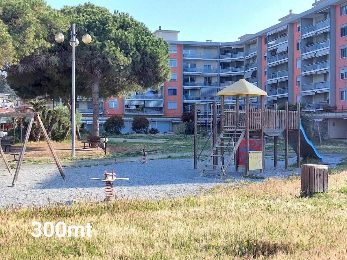 Apartamento Casa Laura Ventimiglia Exterior foto